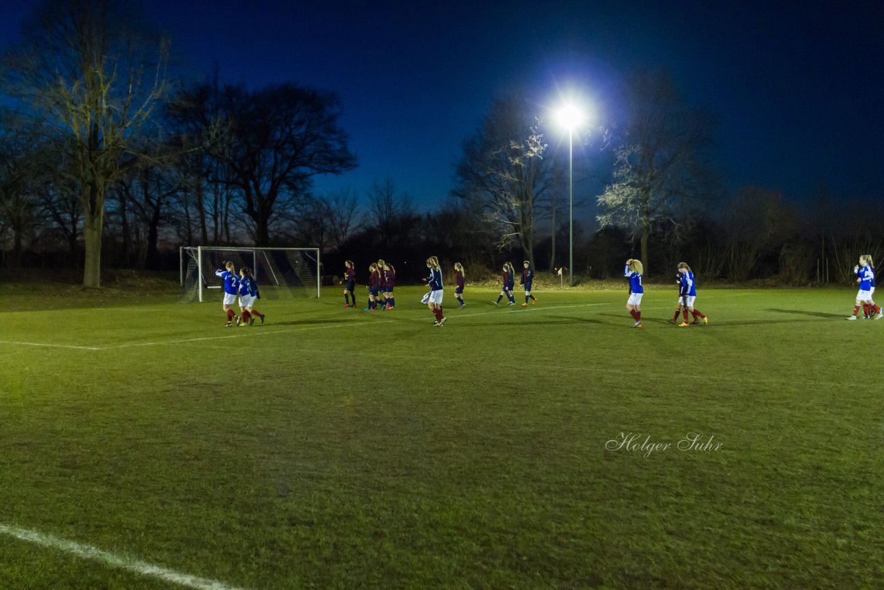 Bild 196 - wBJ Krummesser SV - Holstein Kiel : Ergebnis: 0:3